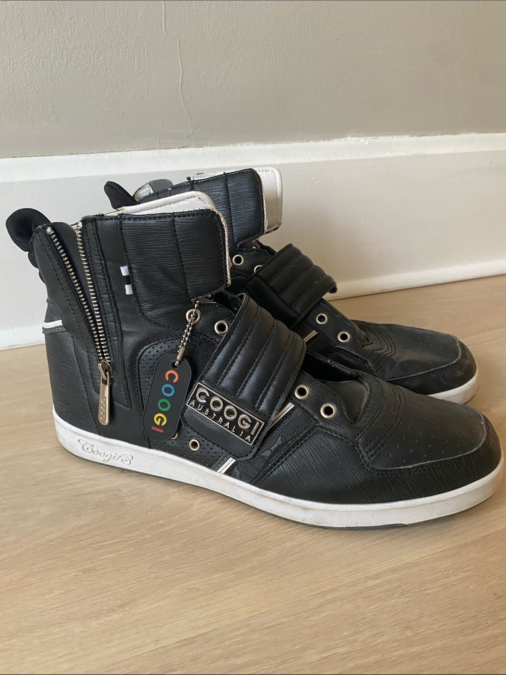 COOGI Black High-Top Sneakers/Riding Boots